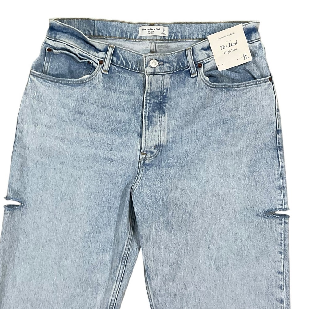 Abercrombie & Fitch The Dad High Rise Jeans Light Wash Size 32 14R NWT - Picture 3 of 13